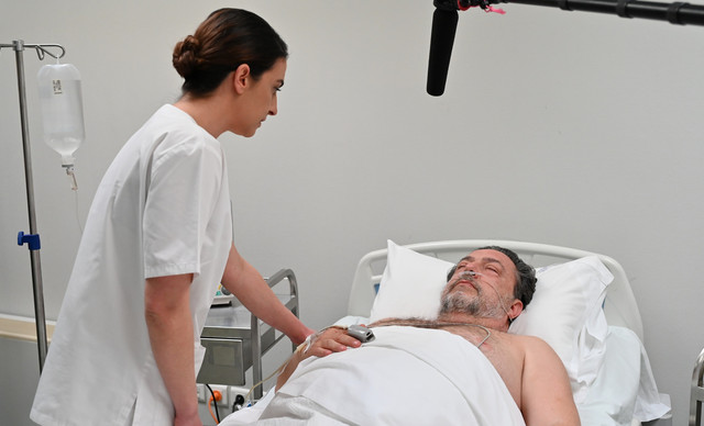 &Beta;έ&rho;&alpha; &Tau;&sigma;&alpha;&kappa;ί&rho;&eta; &sigma;&tau;&omicron; &laquo;&Nu;&alpha; &mu;&rsquo; &alpha;&gamma;&alpha;&pi;ά&sigmaf;&raquo;: &Pi;&omicron;&iota;&alpha; &epsilon;ί&nu;&alpha;&iota;, &sigma;&tau;&rsquo; &alpha;&lambda;ή&theta;&epsilon;&iota;&alpha;, &eta; &alpha;&pi;&omicron;&kappa;&lambda;&epsilon;&iota;&sigma;&tau;&iota;&kappa;ή &nu;&omicron;&sigma;&eta;&lambda;&epsilon;ύ&tau;&rho;&iota;&alpha; &tau;&omicron;&upsilon; &Theta;&epsilon;ό&phi;&iota;&lambda;&omicron;&upsilon;;