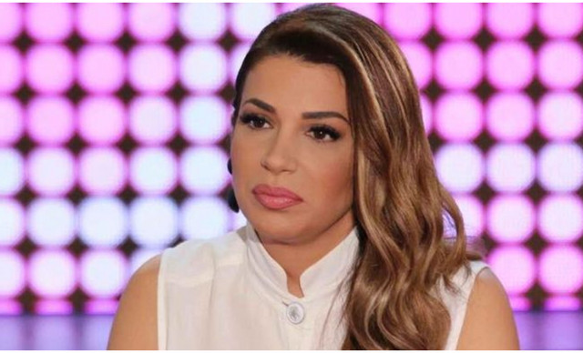 &Sigma;&upsilon;&gamma;&kappa;&lambda;&omicron;&nu;ί&zeta;&epsilon;&iota; &eta; &Chi;&alpha;&tau;&zeta;ί&delta;&omicron;&upsilon;: &laquo;M&epsilon; έ&chi;&omicron;&upsilon;&nu; &kappa;&lambda;&epsilon;&iota;&delta;ώ&sigma;&epsilon;&iota; &mu;έ&sigma;&alpha; &sigma;&epsilon; &gamma;&rho;&alpha;&phi;&epsilon;ί&omicron; &epsilon;&pi;&iota;&chi;&epsilon;&iota;&rho;&eta;&mu;&alpha;&tau;ί&alpha; &gamma;&iota;&alpha; &nu;&alpha; &mu;&epsilon; &sigma;&tau;&rho;&iota;&mu;ώ&xi;&epsilon;&iota;&hellip;&raquo;