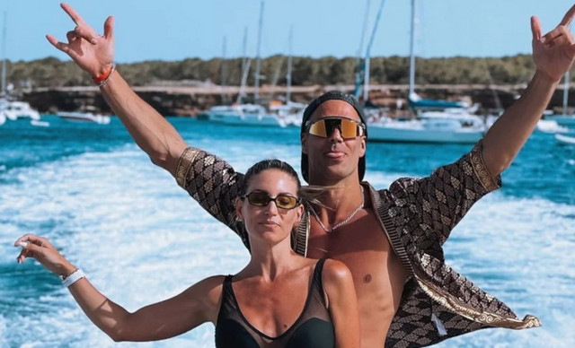 &Alpha;&theta;&eta;&nu;ά &Omicron;&iota;&kappa;&omicron;&nu;&omicron;&mu;ά&kappa;&omicron;&upsilon; &Mu;&pi;&rho;&omicron;ύ&nu;&omicron; &Tau;&a