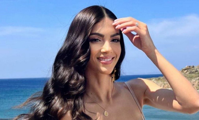 Ά&nu;&tau;&rho;&epsilon;&alpha; &Kappa;&upsilon;&rho;&iota;ά&kappa;&omicron;&upsilon;: &Omicron;&iota; &tau;&rho;&upsilon;&phi;&epsilon;&rho;έ&sigmaf; &epsilon;&upsilon;&chi;έ&sigmaf; &sigma;&tau;&omicron;&nu; &alpha;&delta;&epsilon;&rho;&phi;ό &tau;&eta;&sigmaf; &gamma;&iota;&alpha; &tau;&alpha; &gamma;&epsilon;&nu;έ&theta;&lambda;&iota;ά &tau;&omicron;&upsilon; (&Beta;&Iota;&Nu;&Tau;&Epsilon;&Omicron;)