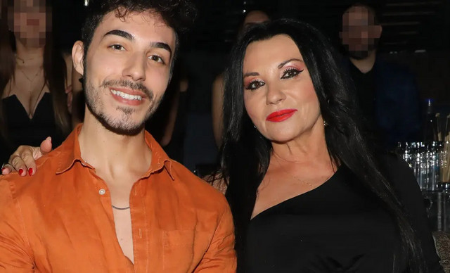 &Beta;&alpha;&sigma;ί&lambda;&eta;&sigmaf; &Lambda;&alpha;&zeta;&alpha;&rho;ί&delta;&eta;&sigmaf;: &Xi;&epsilon;&sigma;&pi;ά &kappa;&alpha;&tau;ά &tau;&omega;&nu; &epsilon;&kappa;&pi;&omicron;&mu;&pi;ώ&nu; &kappa;&alpha;&iota; &tau;&omega;&nu; &delta;&eta;&mu;&omicron;&sigma;&iota;&epsilon;&upsilon;&mu;ά&tau;&omega;&nu;&nbsp;&ndash; T&iota; &lambda;έ&epsilon;&iota; &gamma;&iota;&alpha; &pi;&rho;ώ&tau;&eta; &phi;&omicron;&rho;ά;