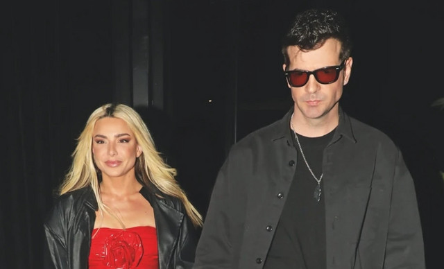 &Zeta;ό&zeta;&epsilon;&phi;&iota;&nu;: &Alpha;&pi;&omicron;&kappa;ά&lambda;&upsilon;&psi;&epsilon; &pi;&rho;ώ&tau;&eta; &phi;&omicron;&rho;ά &gamma;&iota;&alpha;&tau;ί &chi;ώ&rho;&iota;&sigma;&epsilon; &mu;&epsilon; &tau;&omicron;&nu; &Nu;ί&nu;&omicron; &kappa;&alpha;&iota; &pi;&omicron;&iota;&omicron;&sigmaf; έ&phi;&tau;&alpha;&iota;&gamma;&epsilon;