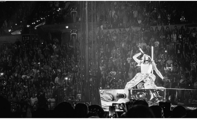 &Alpha;&upsilon;&tau;ή &epsilon;ί&nu;&alpha;&iota; &eta; &pi;&lambda;&omicron;&upsilon;&sigma;&iota;ό&tau;&epsilon;&rho;&eta; &delta;&iota;ά&sigma;&eta;&mu;&eta; &gamma;&upsilon;&nu;&alpha;ί&kappa;&alpha; &sigma;&tau;&omicron;&nu; &kappa;ό&sigma;&mu;&omicron; &ndash; &Eta; &pi;&epsilon;&rho;&iota;&omicron;&upsilon;&sigma;ί&alpha; &tau;&eta;&sigmaf; &alpha;&gamma;&gamma;ί&zeta;&epsilon;&iota; &tau;&alpha; 2 &delta;&iota;&sigma;.