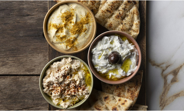 3 &sigma;&omicron;&sigmaf; &gamma;&iota;&alpha; &tau;&omicron; &pi;&alpha;&sigma;&chi;&alpha;&lambda;&iota;&nu;ό &tau;&rho;&alpha;&pi;έ&zeta;&iota;