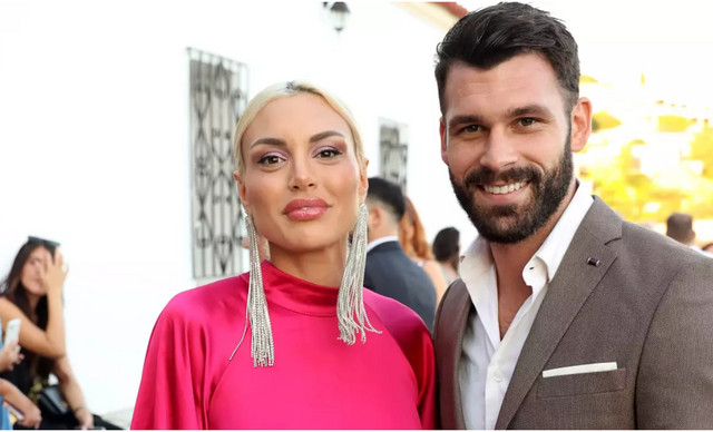 &Pi;&alpha;&nu;&alpha;&gamma;&iota;ώ&tau;&alpha;&rho;&omicron;&upsilon; &Sigma;&chi;ί&zeta;&alpha;&sigmaf;: &Eta; &alpha;&mu;ή&chi;&alpha;&n