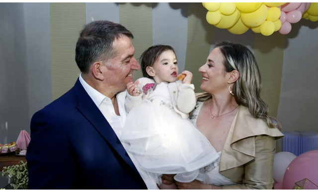 &Pi;ύ&rho;&rho;&omicron;&sigmaf; &Delta;ή&mu;&alpha;&sigmaf;: &Kappa;ά&nu;&epsilon;&iota; &pi;&rho;&omicron;&pi;ό&nu;&eta;&sigma;&eta; &mu;&epsilon; &tau;&eta;&nu; &kappa;ό&rho;&eta; &tau;&omicron;&upsilon; &ndash; &Tau;&omicron; &beta;ί&nu;&tau;&epsilon;&omicron; &pi;&omicron;&upsilon; &laquo;έ&lambda;&iota;&omega;&sigma;&epsilon;&raquo; &tau;&omicron; TikTok (&Beta;&Iota;&Nu;&Tau;&Epsilon;&Omicron;)