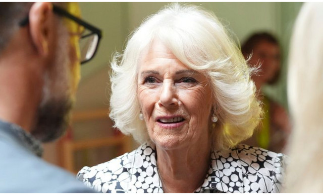 &Beta;&alpha;&sigma;ί&lambda;&iota;&sigma;&sigma;&alpha; &Kappa;&alpha;&mu;ί&lambda;&alpha;: &Tau;&omicron; &mu;&upsilon;&sigma;&tau;&iota;&kappa;ό &pi;ί&sigma;&omega; &alpha;&pi;ό &tau;&alpha; ά&psi;&omicron;&gamma;&alpha; &phi;&rho;ύ&delta;&iota;&alpha; &tau;&eta;&sigmaf; &pi;&omicron;&upsilon; &kappa;&omicron;&sigma;&tau;ί&zeta;&epsilon;&iota; 1.400 &lambda;ί&rho;&epsilon;&sigmaf;