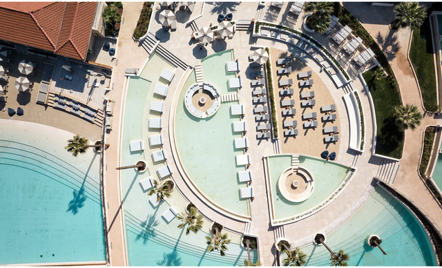 Leonardo Hotels Resorts Mediterranean: &Epsilon;&delta;&rho;&alpha;&iota;ώ&nu;&epsilon;&iota; &tau;&eta;&nu; &pi;&alpha;&rho;&omicron;&upsilon;&sigma;ί&alpha; &t