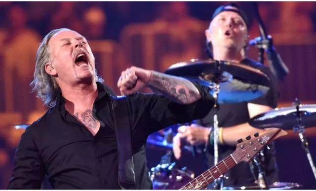 Metallica: &Kappa;&alpha;&tau;έ&phi;&theta;&alpha;&sigma;&alpha;&nu; &sigma;&tau;&eta;&nu; &Epsilon;&lambda;&lambda;ά&delta;&alpha; &gamma;&iota;&alpha; &tau;&eta; &mu;&epsilon;&gamma;ά&lambda;&eta; &sigma;&upsilon;&nu;&alpha;&upsilon;&lambda;ί&alpha; &tau;&omicron;&upsilon;&sigmaf; &sigma;&tau;&omicron; &Omicron;&Alpha;&Kappa;&Alpha; (&Phi;&Omega;&Tau;&Omicron;)