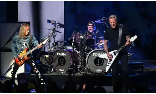 &Chi;&alpha;&mu;ό&sigmaf; &sigma;&tau;&omicron; &Omicron;&Alpha;&Kappa;&Alpha; &mu;&epsilon; &tau;&omicron;&upsilon;&sigmaf; Metallica &ndash; &Omicron;&iota; &epsilon;&pi;ώ&nu;&upsilon;&mu;&omicron;&iota; &pi;&omicron;&upsilon; έ&delta;&omega;&sigma;&alpha;&nu; &tau;&omicron; &laquo;&pi;&alpha;&rho;ώ&nu;&raquo; (&Phi;&Omega;&Tau;&Omicron;)