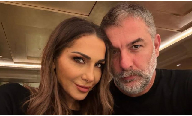 &Delta;έ&sigma;&pi;&omicron;&iota;&nu;&alpha; &Beta;&alpha;&nu;&delta;ή &Beta;&alpha;&sigma;ί&lambda;&eta;&sigmaf; &Mu;&pi;&iota;&sigma;&mu;