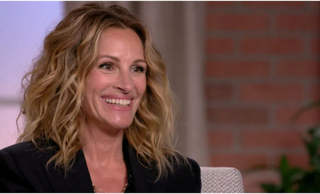 Julia Roberts: H &sigma;&pi;ά&nu;&iota;&alpha; &epsilon;&mu;&phi;ά&nu;&iota;&sigma;&eta; &mu;&epsilon; &tau;&omicron;&nu; &mu;&epsilon;&gamma;ά&lambda;&omicron; &tau;&eta;&sigmaf; &gamma;&iota;&omicron; &kappa;&alpha;&iota; &tau;&omicron; look &pi;&omicron;&upsilon; &alpha;&gamma;&alpha;&pi;ή&sigma;&alpha;&mu;&epsilon; (&Phi;&Omega;&Tau;&Omicron;)