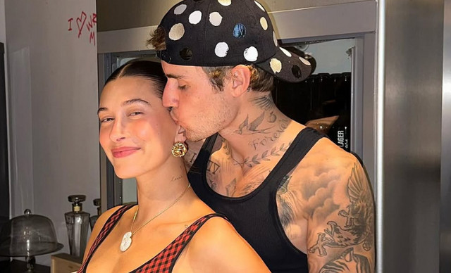 Justin &kappa;&alpha;&iota; Hailey Bieber: &Omicron;&iota; &delta;&iota;&alpha;&kappa;&omicron;&pi;έ&sigmaf; &tau;&omicron;&upsilon;&sigmaf; &sigma;&tau;&eta;&nu; &Epsilon;&lambda;&lambda;ά&delta;&alpha;, &omicron;&iota; &Sigma;&pi;έ&tau;&sigma;&epsilon;&sigmaf; &kappa;&alpha;&iota; &tau;&omicron; &pi;&omicron;&lambda;&upsilon;&tau;&epsilon;&lambda;έ&sigmaf; &kappa;&alpha;&tau;&alpha;&phi;ύ&gamma;&iota;&omicron; &pi;&omicron;&upsilon; &epsilon;&pi;έ&lambda;&epsilon;&xi;&alpha;&nu;