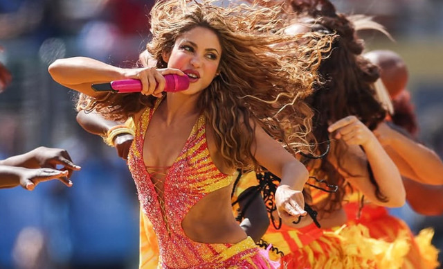 &Eta; &epsilon;&nu;&tau;&upsilon;&pi;&omega;&sigma;&iota;&alpha;&kappa;ή &epsilon;&mu;&phi;ά&nu;&iota;&sigma;&eta; &tau;&eta;&sigmaf; Shakira &mu;&epsilon; &phi;ό&rho;&epsilon;&mu;&alpha; &alpha;&pi;ό 200.000 &kappa;&rho;ύ&sigma;&tau;&alpha;&lambda;&lambda;&alpha; Swarovski