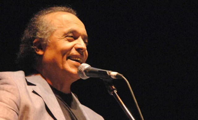 Έ&phi;&upsilon;&gamma;&epsilon; &alpha;&pi;ό &tau;&eta; &zeta;&omega;ή &omicron; &Lambda;ά&kappa;&eta;&sigmaf; &Chi;&alpha;&lambda;&kappa;&iota;ά&sigmaf;, &eta; &phi;&omega;&nu;ή &pi;&omicron;&upsilon; &alpha;&kappa;&omicron;ύ&sigma;&tau;&eta;&kappa;&epsilon; &sigma;&tau;&eta;&nu; &laquo;&Omicron;&delta;ύ&sigma;&sigma;&epsilon;&iota;&alpha;&raquo; &tau;&omicron;&upsilon; &Nu;ί&kappa;&omicron;&upsilon; &Kappa;&alpha;&zeta;&alpha;&nu;&tau;&zeta;ά&kappa;&eta;