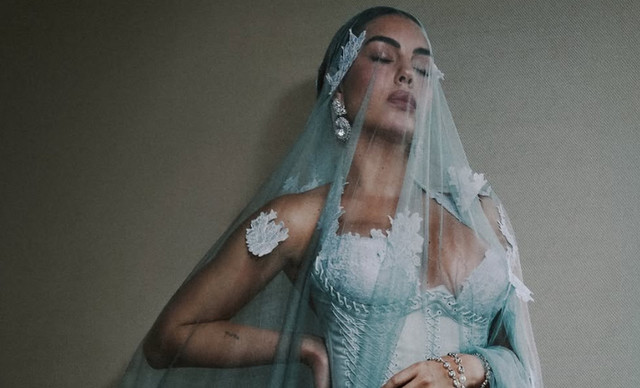&Mu;έ&sigma;&alpha; &sigma;&tau;&omicron;&nu; &mu;&upsilon;&sigma;&tau;&iota;&kappa;ό &gamma;ά&mu;&omicron; &tau;&omicron;&upsilon; Cristiano Ronaldo &kappa;&alpha;&iota; &tau;&eta;&sigmaf; Georgina Rodr&iacute;guez