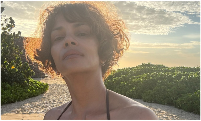 Halle Berry: &Sigma;&tau;&alpha; 60 &tau;&eta;&sigmaf; &pi;&iota;&omicron; &lambda;&alpha;&mu;&pi;&epsilon;&rho;ή &alpha;&pi;ό &pi;&omicron;&tau;έ &ndash; &Tau;&omicron; &kappa;&alpha;&lambda;&omicron;&kappa;&alpha;&iota;&rho;&iota;&nu;ό ά&lambda;&mu;&pi;&omicron;&upsilon;&mu; &mu;&epsilon; &mu;&pi;&iota;&kappa;ί&nu;&iota;