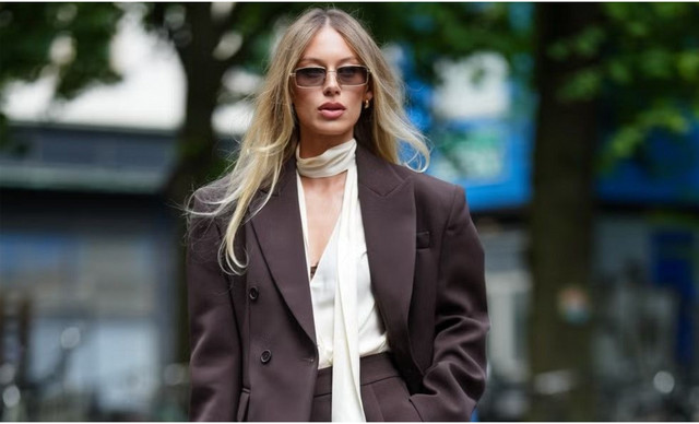 &Tau;&omicron; blazer &epsilon;&pi;&iota;&sigma;&tau;&rho;έ&phi;&epsilon;&iota;: &Tau;&omicron; &alpha;&pi;ό&lambda;&upsilon;&tau;&omicron; fashion staple &tau;&omicron;&upsilon; &Sigma;&epsilon;&pi;&tau;&epsilon;&mu;&beta;&rho;ί&omicron;&upsilon; &pi;&omicron;&upsilon; &theta;&alpha; &phi;&omicron;&rho;έ&sigma;&omicron;&upsilon;&mu;&epsilon; &xi;&alpha;&nu;ά &kappa;&alpha;&iota; &xi;&alpha;&nu;ά
