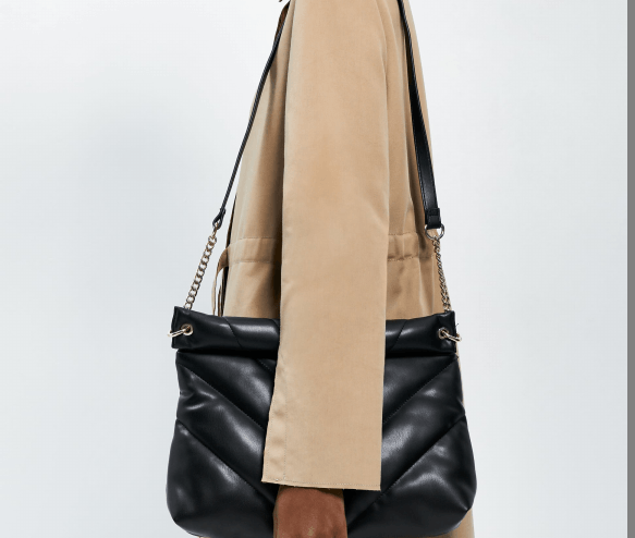 Η it τσάντα για τον χειμώνα που θα βρεις στα Zara