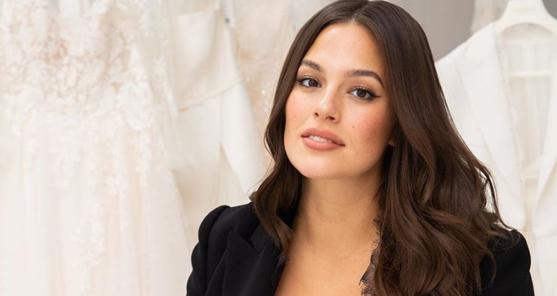 Ashley Graham: Μιλά ανοιχτά για την απώλεια των μαλλιών της μετά την εγκυμοσύνη