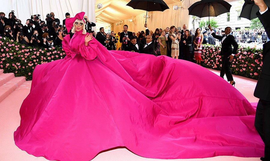 Αναβάλλεται το φετινό Met Gala στην Νέα Υόρκη λόγω κορωνοϊού