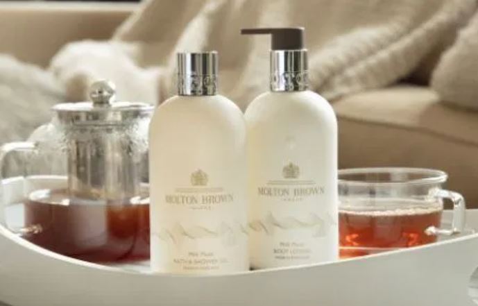 Διαγωνισμός HELLO! Κέρδισε σετ Milk Musk Bath & Shower Gel και μία Body Lotion από τη νέα συλλογή του οίκου Molton Brown