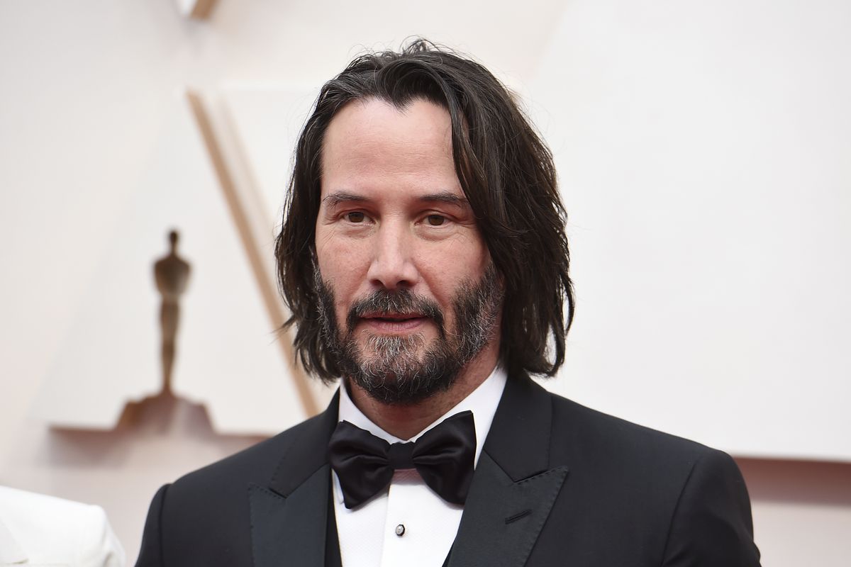 Keanu Reeves: Άρχισε διαδικτυακά ραντεβού για φιλανθρωπικό σκοπό