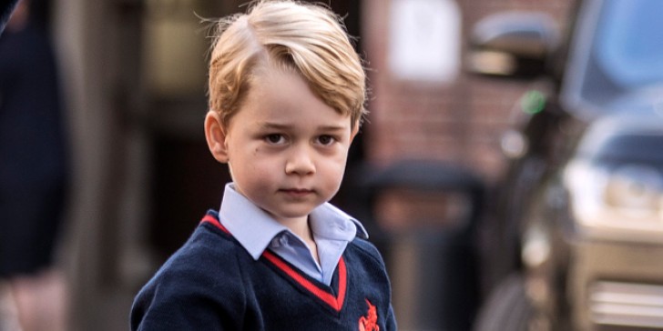 Ο πρίγκιπας Τζορτζ έχει γενέθλια και το Παλάτι δημοσίευσε δυο νέα πορτραίτα του