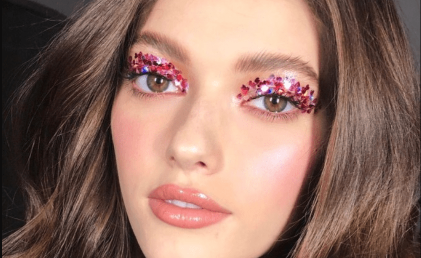 10 Glitter Looks για να δοκιμάσεις φέτος το καλοκαίρι