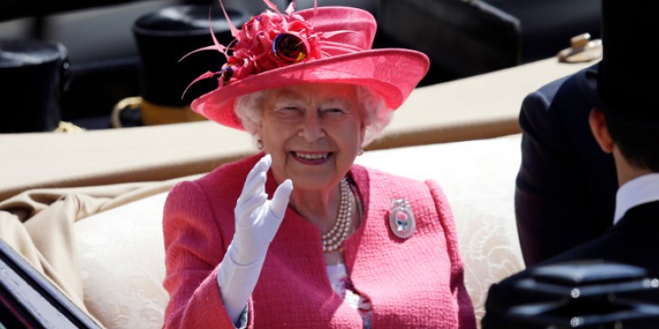 Βασίλισσα Ελισάβετ: Δεν θα επιστρέψει στο Μπάκιγχαμ μέχρι το τέλος του χρόνου