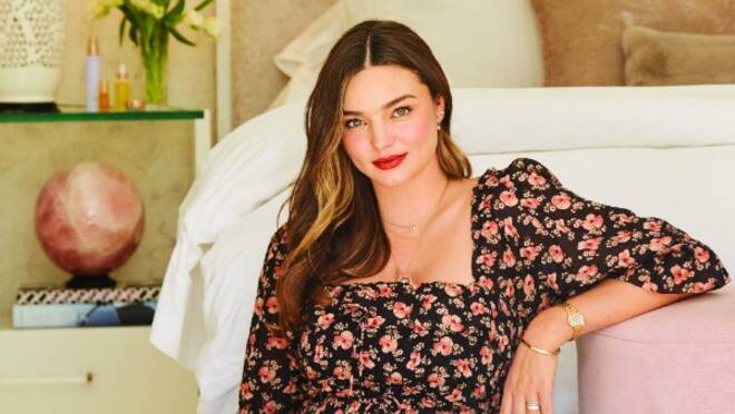 Miranda Kerr: Έφερε στον κόσμο το τέταρτο παιδάκι της