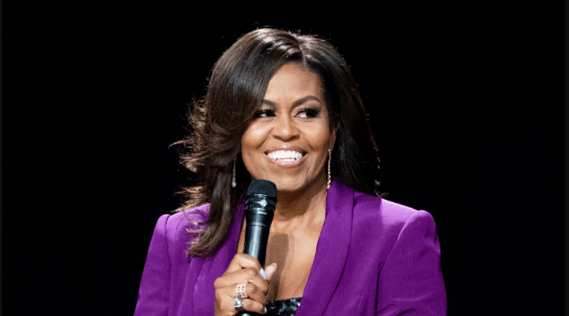 “The Michelle Obama Podcast”: Η πρώην Πρώτη Κυρία μιλάει για τον ρατσισμό που βίωσε