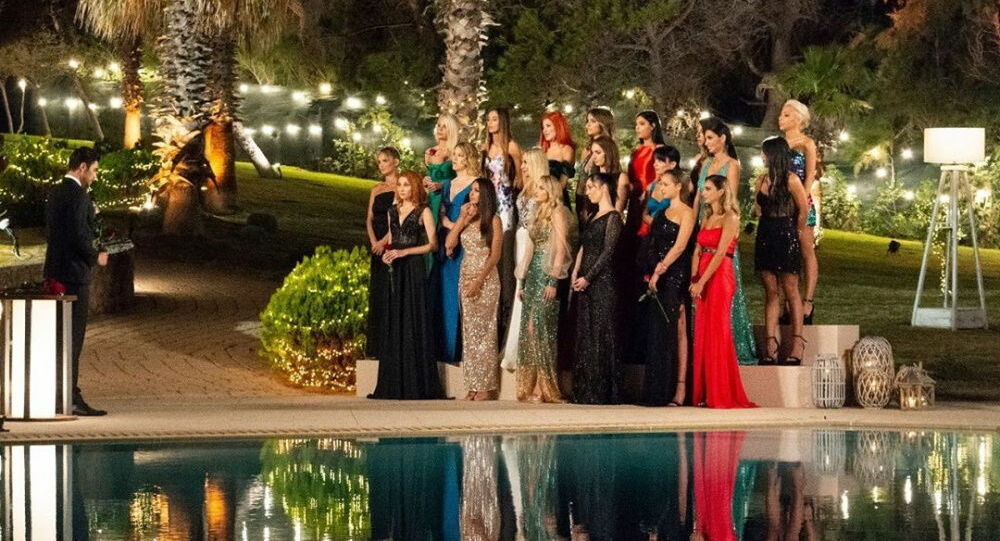 Ανατροπή στο “The Bachelor”! Αυτή είναι η παίκτρια που επιστρέφει και φέρνει τα “πάνω – κάτω”