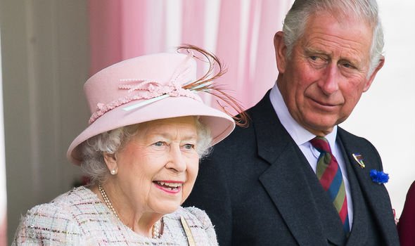 Tα 72ά του γενέθλια γιόρτασε ο πρίγκιπας Κάρολος – Οι τρυφερές ευχές της βασίλισσας Ελισάβετ