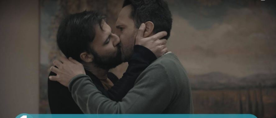 Το πρώτο gay φιλί στην κυπριακή τηλεόραση είναι γεγονός!