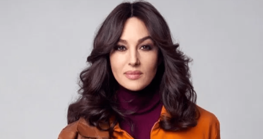 Monica Bellucci: Λατρέψαμε το κοντό καρέ της + 3 ακόμη κουρέματα για γυναίκες άνω των 50