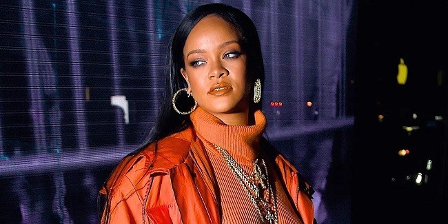 Η Rihanna δείχνει για πρώτη φορά το πρόσωπο του γιου της! (Βίντεο)