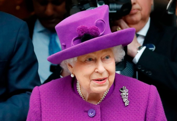 Βασίλισσα Ελισάβετ: Η πρώτη επίσημη εμφάνιση μετά την κηδεία του Πρίγκιπα Φίλιππου