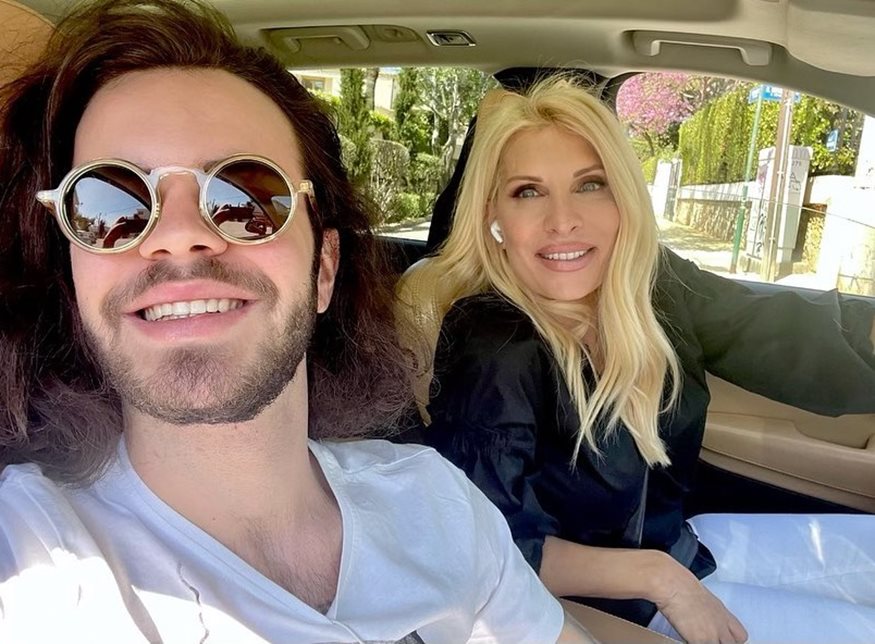 Ο Άγγελος Λάτσιος... γυμνός στο Instagram για πρώτη φορά στην αποκαλυπτική φωτογραφία του