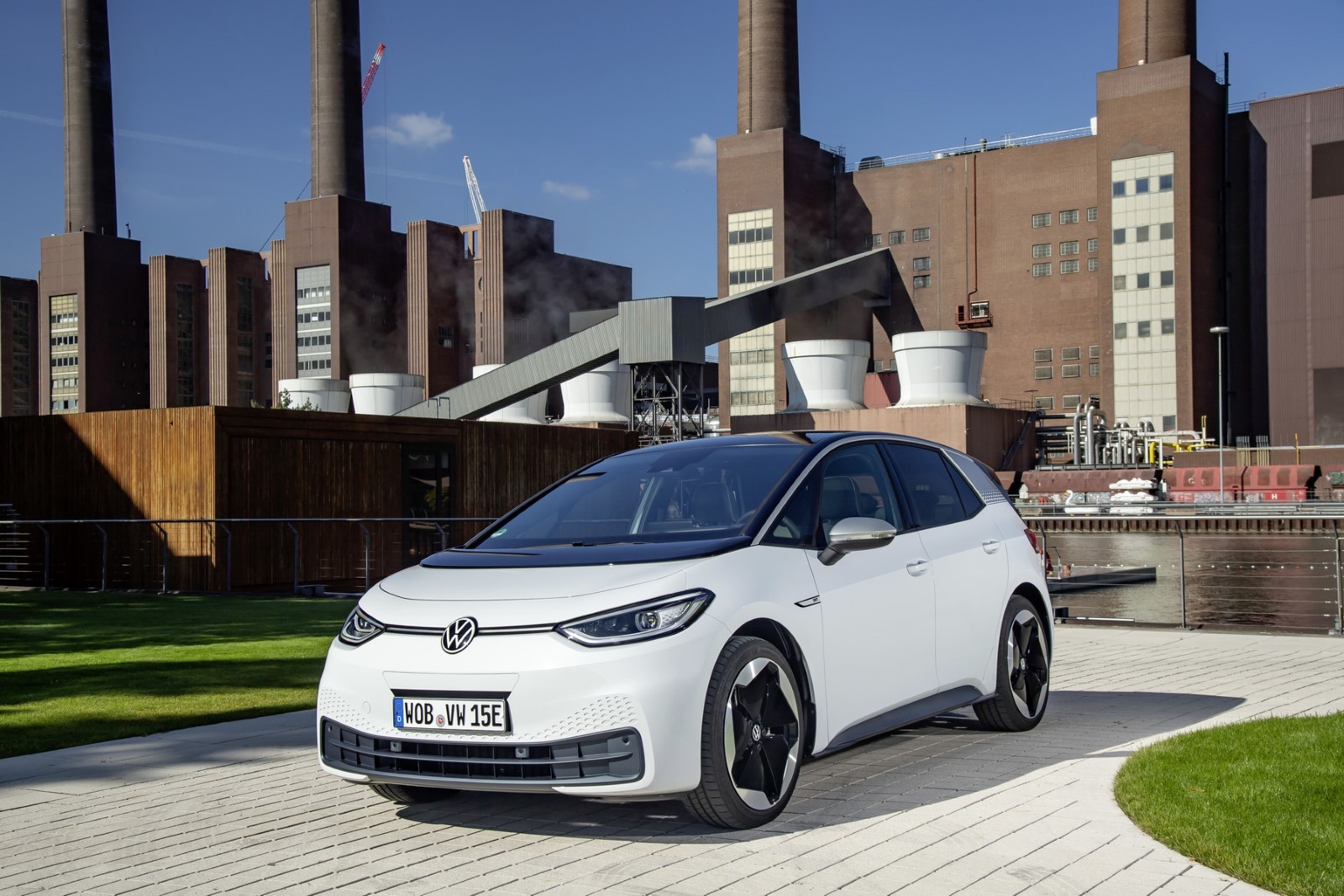 H Unicars παρουσιάζει το ID.3, το πρώτο ηλεκτρικό μοντέλο στην ιστορία της VW