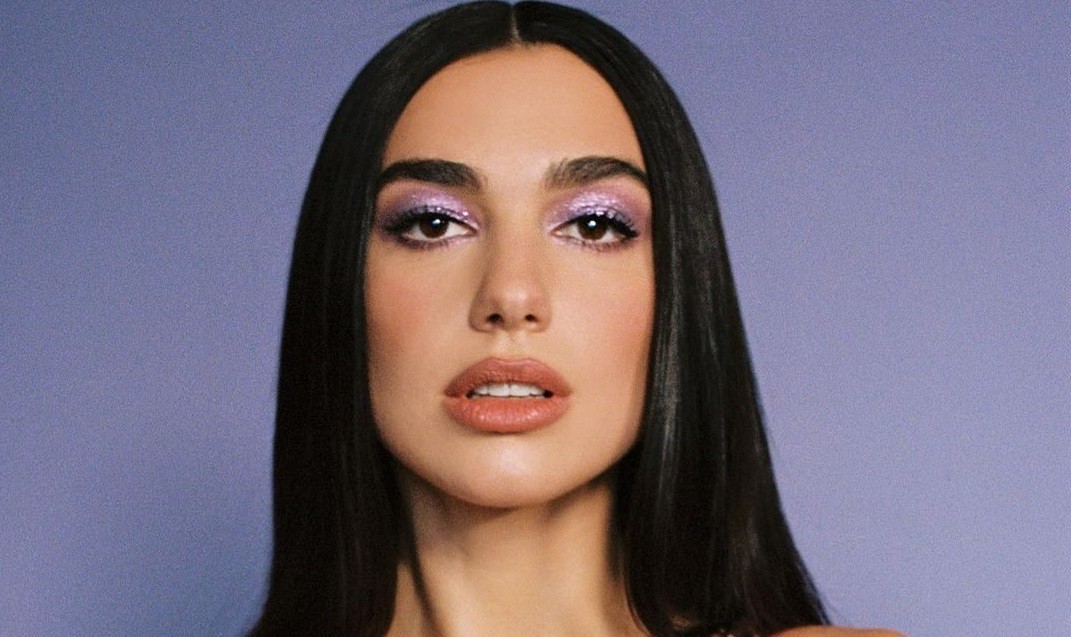 Dua Lipa: Το νέο της hairstyle είναι το trend της σεζόν που θέλουμε να τολμήσουμε