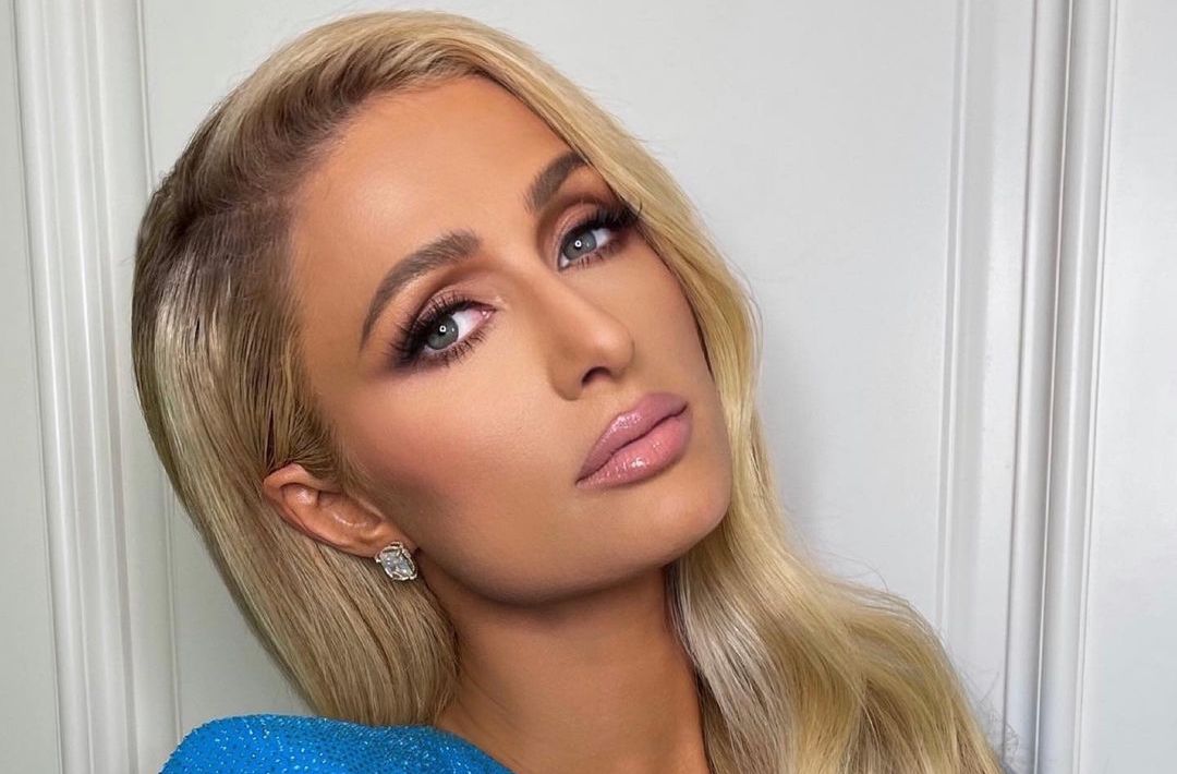 Paris Hilton: H φημολογούμενη εγκυμοσύνη και η διαδικασία της εξωσωματικής γονιμοποίησης