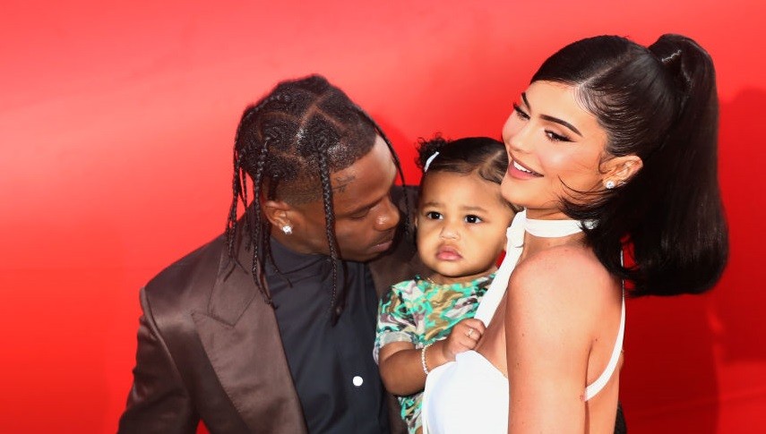 Kylie Jenner – Travis Scott: Η παράξενη έκπληξη στην κόρη τους, Stormi