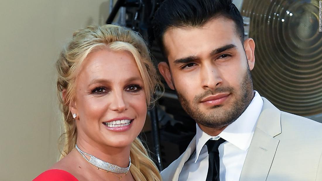 Britney Spears: Αρραβωνιάστηκε τον σύντροφό της – Το βίντεο της ανακοίνωσης και το μονόπετρο