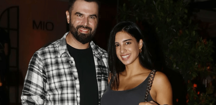 Γιώργος Παπαδόπουλος: Νυχτερινή έξοδος με την εγκυμονούσα σύζυγό του