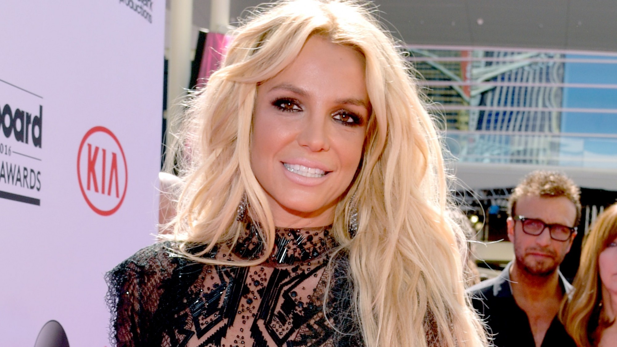 H Britney Spears σκέφτεται να παντρευτεί στην Ελλάδα