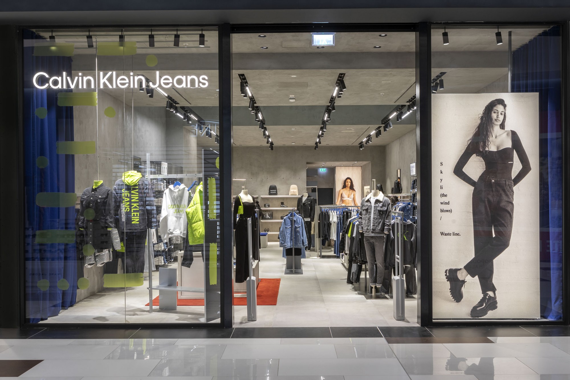 Νέο κατάστημα CALVIN KLEIN JEANS στο Metropolis Mall