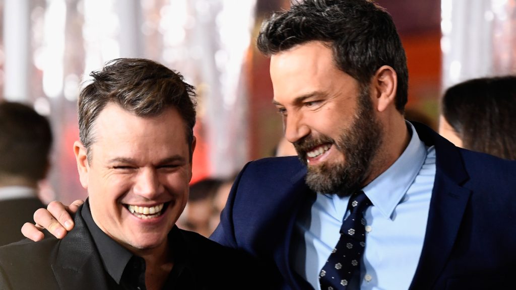 Matt Damon – Ben Affleck: Εξηγούν γιατί κόπηκε το φιλί τους από το “The Last Duel”