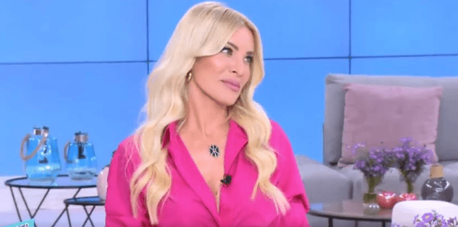 Κατερίνα Καινούργιου: «Είμαι ερωτευμένη...αλλά αιωρείται