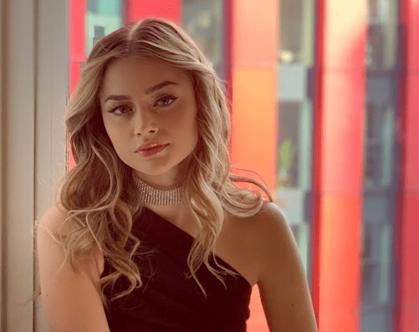 Stefania: To εντυπωσιακό show της Ελληνίδας pop star στα “Όσκαρ” της Ολλανδίας